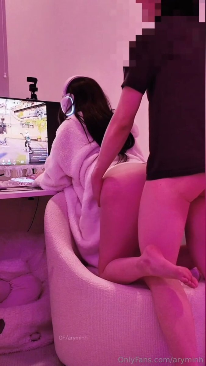 奶妈淫叫给队友加油
